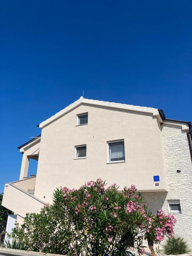 Apartman Hmelina Vrsi Exterior foto